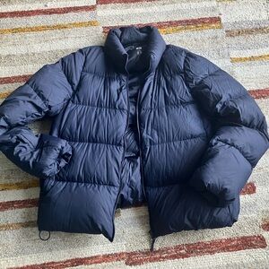 Uniqlo ultralight down ski jacket, Puffer navy blue M womens SALE like new!